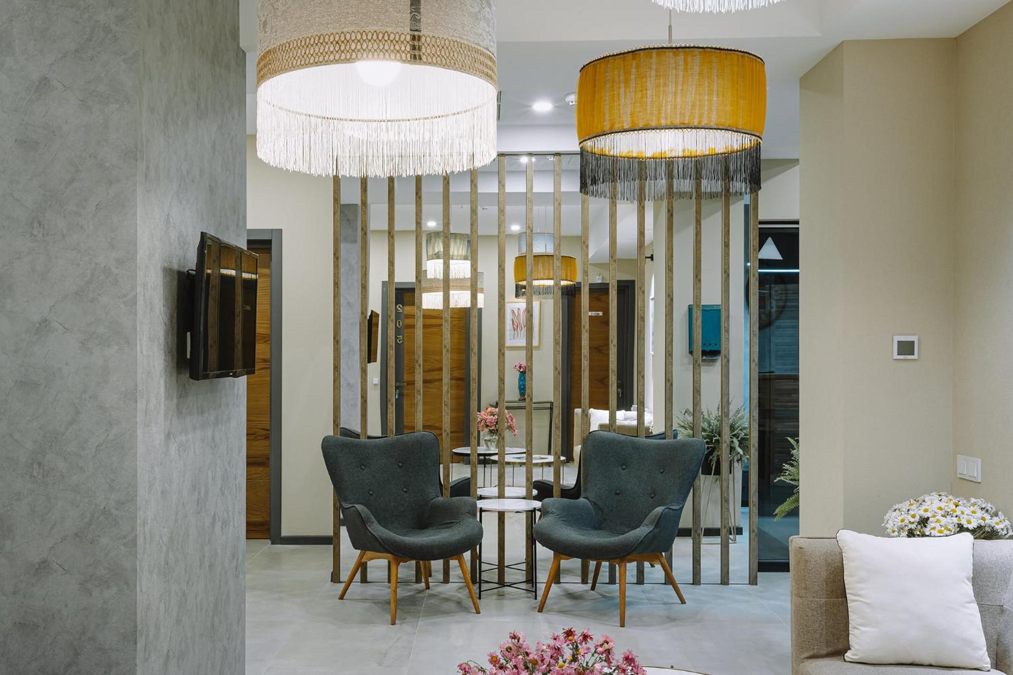Hotel Sky Station Тбілісі Екстер'єр фото