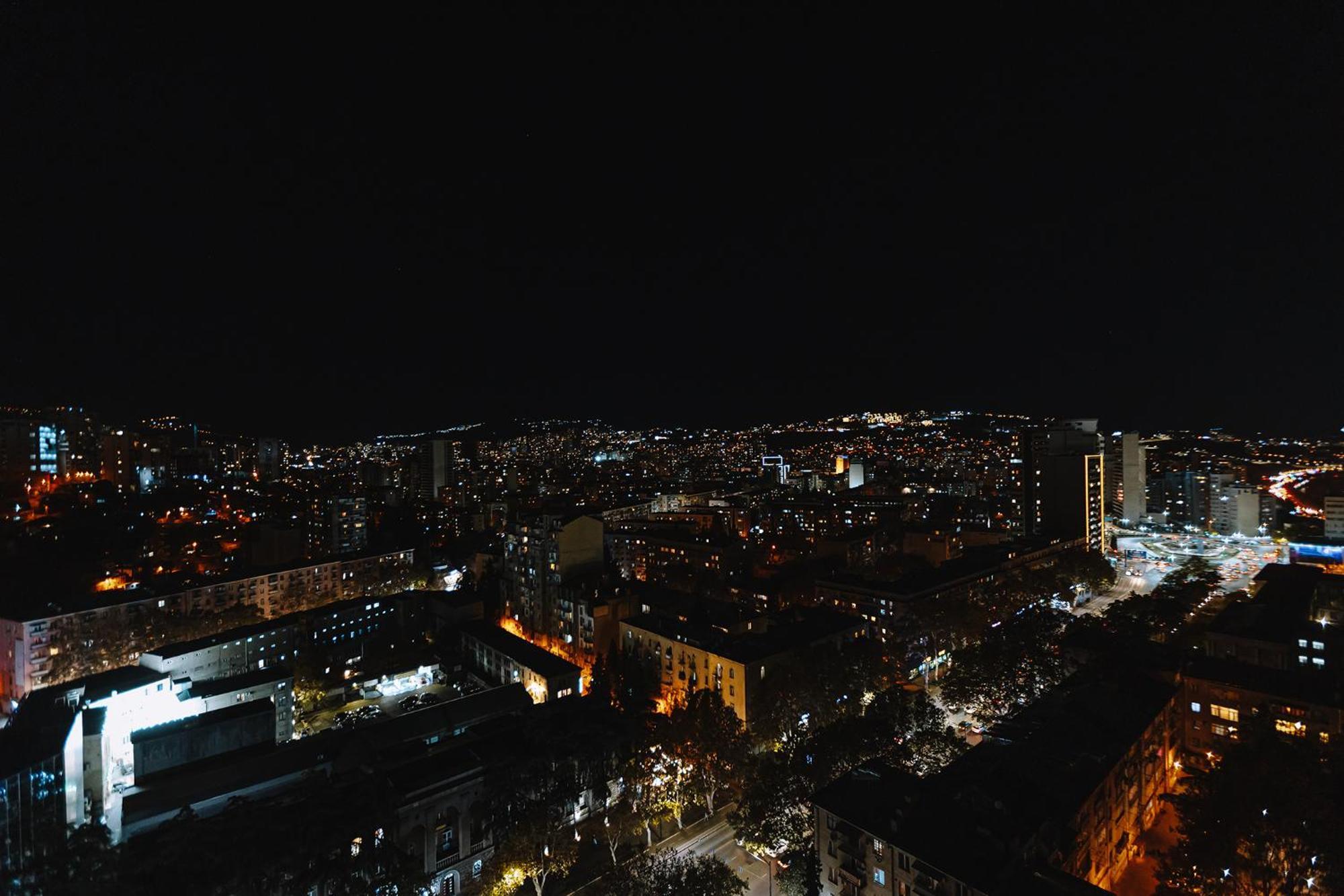 Hotel Sky Station Тбілісі Екстер'єр фото
