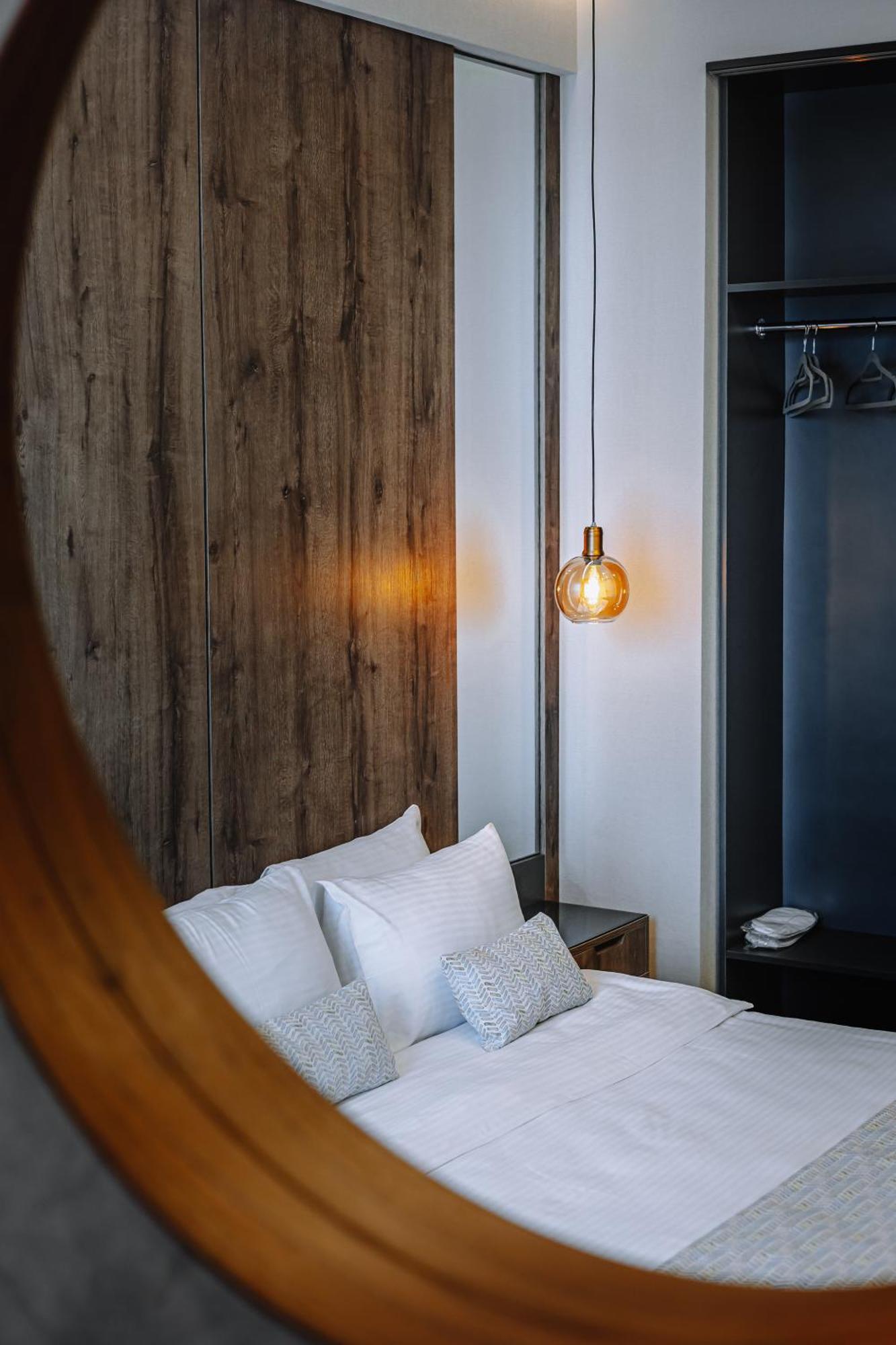 Hotel Sky Station Тбілісі Екстер'єр фото