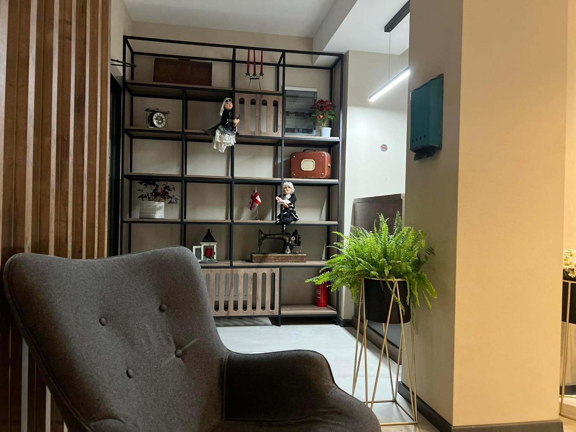 Hotel Sky Station Тбілісі Екстер'єр фото